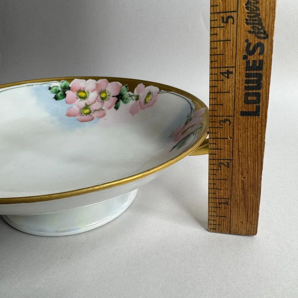 Vintage Japan Hand Painted Porcelain Footed Bowl Floral‎ Gold Trim Lusterware